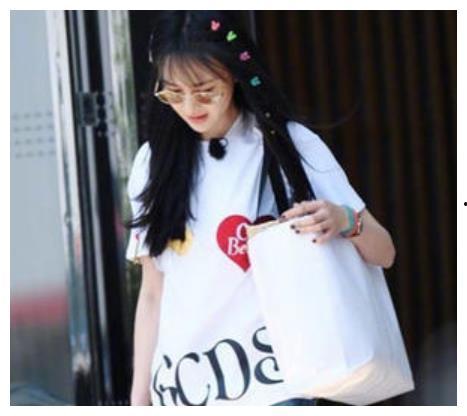 郑爽粉丝最新爆料,揭秘明星背后的真实生活